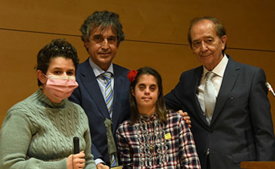 El Dr. D. Pablo Campos Calvo-Sotelo galardonado en la XXVII edición de los Premios Ciudadanos